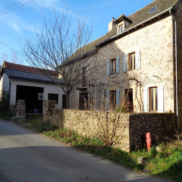 Offres de vente Maison de village Vaureilles 12220